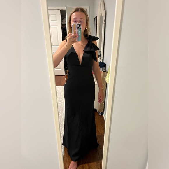 Mac Duggal Dress - Picture 3 of 4